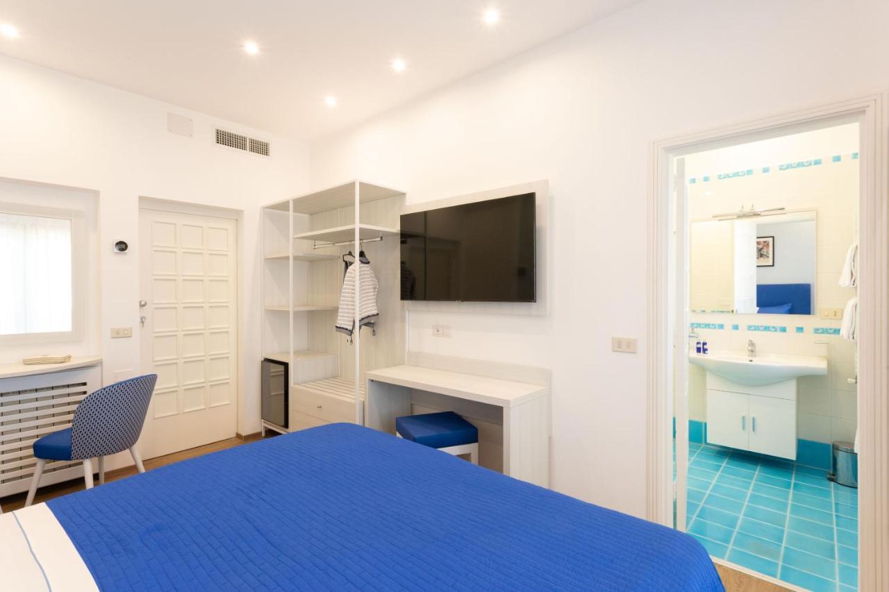 Tofani Apartment - Luminoso Con Terrazzo Panoramico Sorrente Extérieur photo