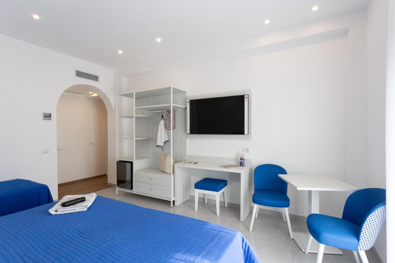 Tofani Apartment - Luminoso Con Terrazzo Panoramico Sorrente Extérieur photo