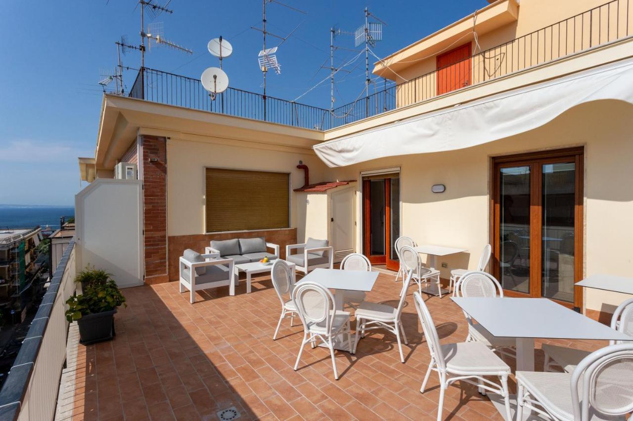Tofani Apartment - Luminoso Con Terrazzo Panoramico Sorrente Extérieur photo